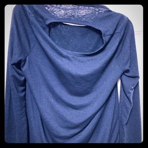 Athleta long sleeve shirt